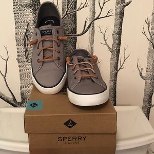 NWT Sperry Top Sider Pier View Slip-On